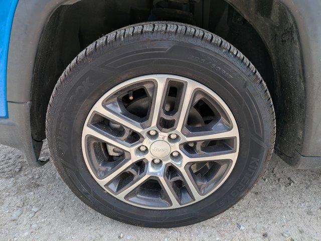 Photo of 2018 Laser Blue Jeep Compass