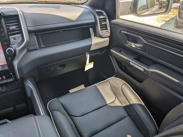 Photo of 2025 Billet Silver Metallic Clearcoat RAM 1500