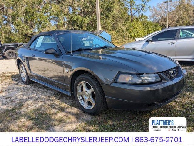 2004 Ford Mustang