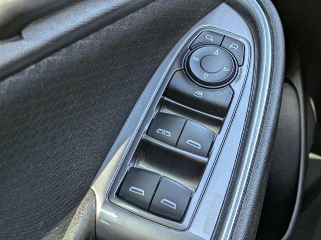 Photo of 2020 Summit White Chevrolet Malibu