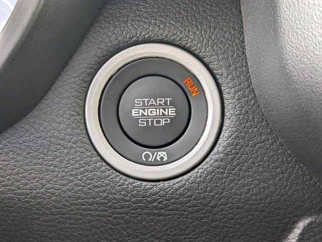 Photo of 2025 Bright White Clearcoat RAM 1500