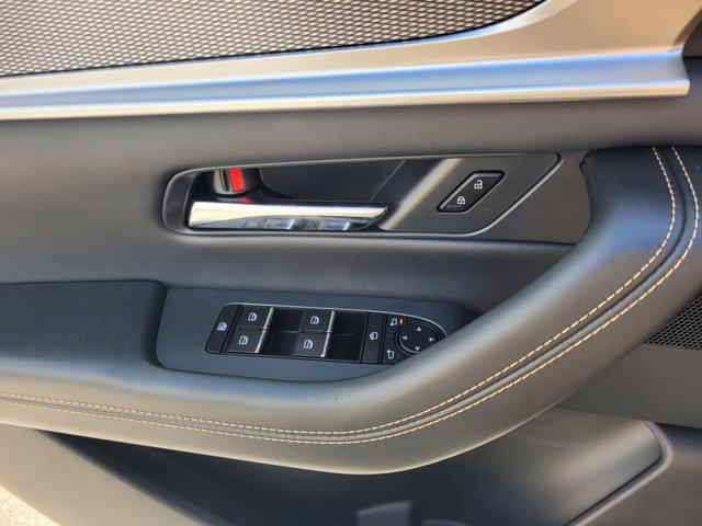 Photo of 2025 Jet Black Mica Mazda CX-70 PHEV
