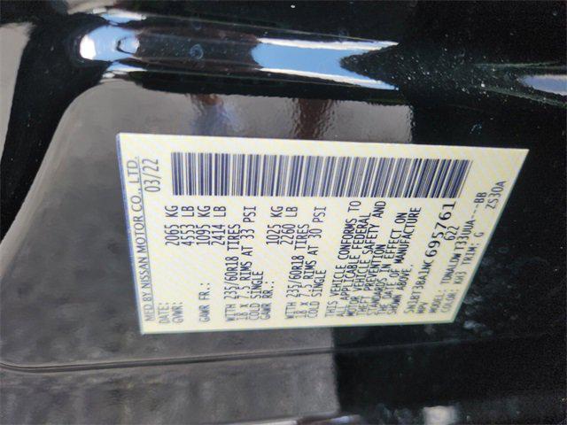 Photo of 2022 Super Black Nissan Rogue