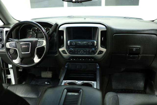 Photo of 2016 White GMC Sierra 1500