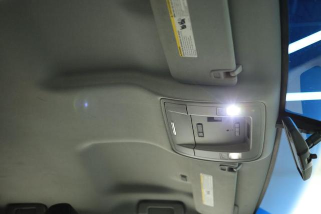 Photo of 2016 White GMC Sierra 1500