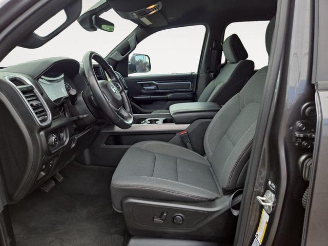 Photo of 2022 Granite Crystal Metallic Clearcoat RAM 1500