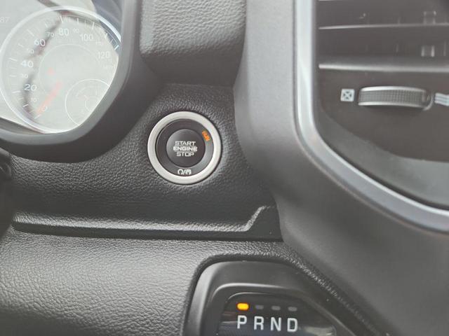 Photo of 2022 Granite Crystal Metallic Clearcoat RAM 1500