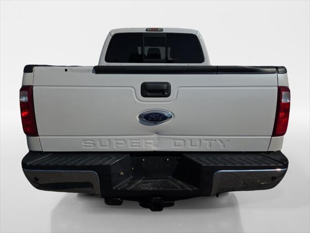 Photo of 2016 White Ford F-250