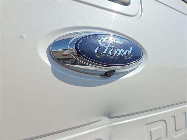 Photo of 2016 White Ford F-250