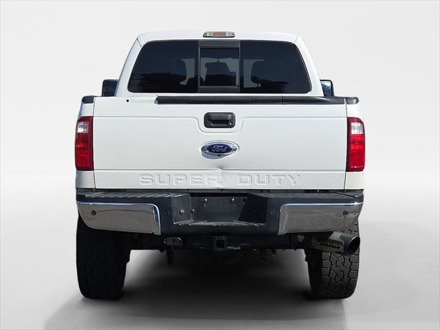 Photo of 2016 White Ford F-250