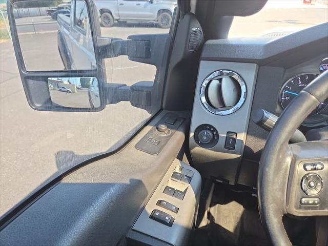 Photo of 2016 White Ford F-250