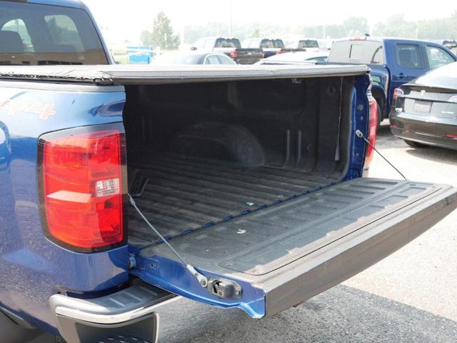 Photo of 2016 Deep Ocean Blue Metallic Chevrolet Silverado 1500