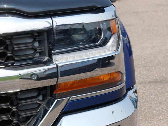 Photo of 2016 Deep Ocean Blue Metallic Chevrolet Silverado 1500