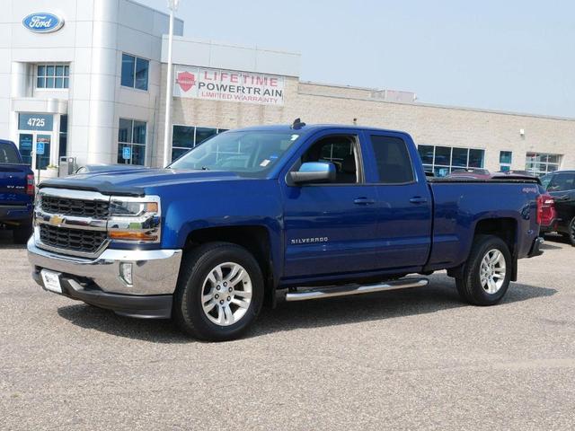 Photo of 2016 Deep Ocean Blue Metallic Chevrolet Silverado 1500