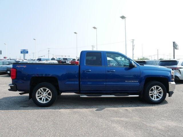Photo of 2016 Deep Ocean Blue Metallic Chevrolet Silverado 1500