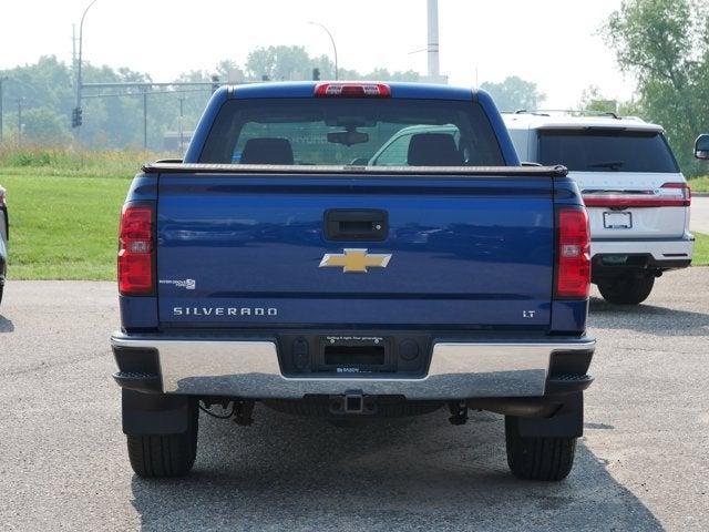 Photo of 2016 Deep Ocean Blue Metallic Chevrolet Silverado 1500