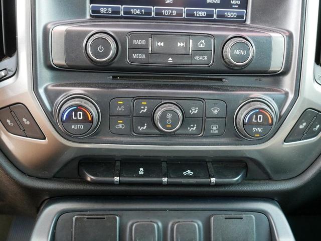 Photo of 2016 Deep Ocean Blue Metallic Chevrolet Silverado 1500