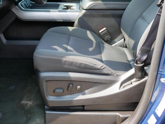 Photo of 2016 Deep Ocean Blue Metallic Chevrolet Silverado 1500