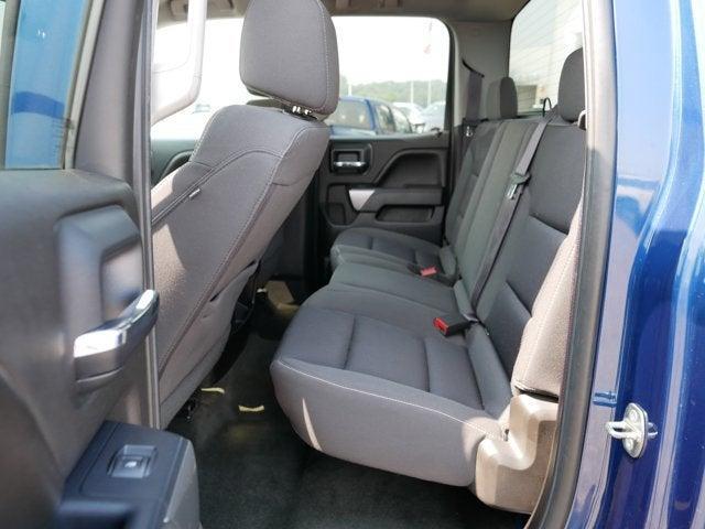 Photo of 2016 Deep Ocean Blue Metallic Chevrolet Silverado 1500
