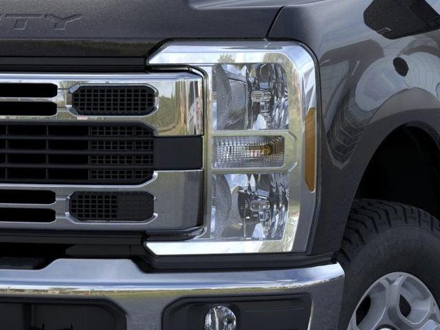 Photo of 2026 Agate Black Metallic Ford F-350
