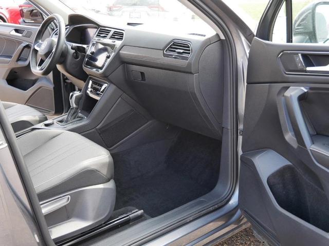 Photo of 2022 Platinum Gray Metallic Volkswagen Tiguan