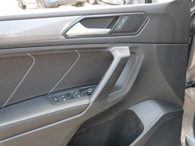 Photo of 2022 Platinum Gray Metallic Volkswagen Tiguan