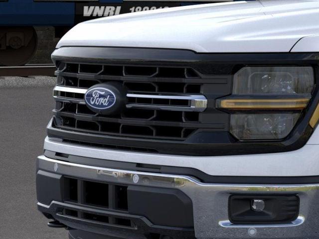 Photo of 2025 White Metallic Ford F-150