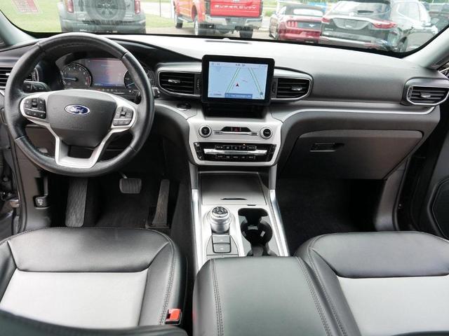 Photo of 2022 Carbonized Gray Metallic Ford Explorer
