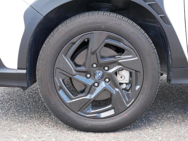 Photo of 2024 Crystal White Pearl Subaru Crosstrek