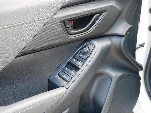 Photo of 2024 Crystal White Pearl Subaru Crosstrek
