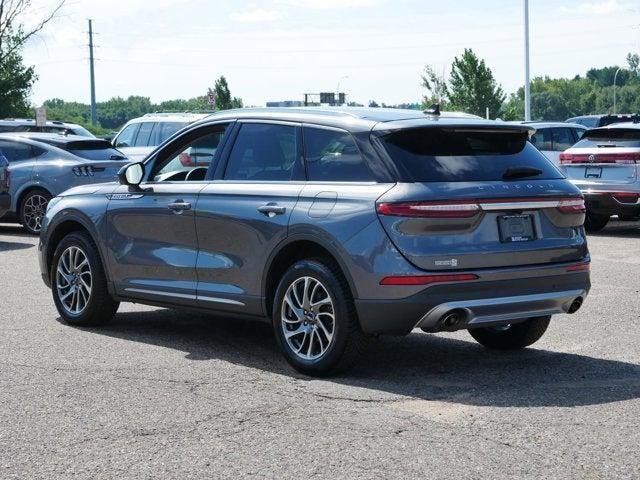 Photo of 2022 Metallic Lincoln Corsair