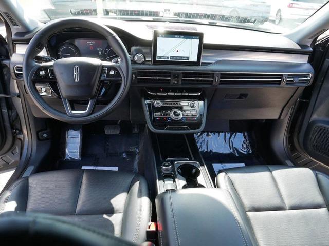 Photo of 2022 Metallic Lincoln Corsair
