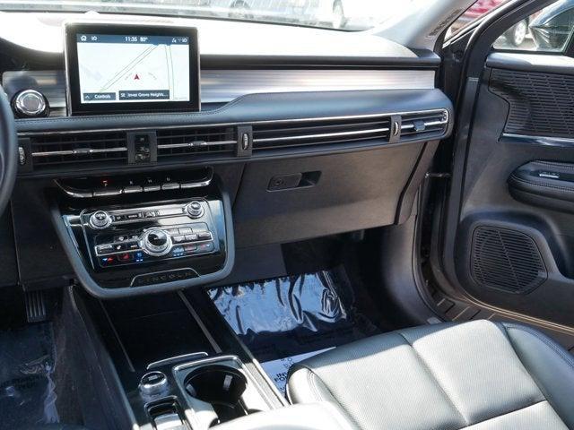 Photo of 2022 Metallic Lincoln Corsair