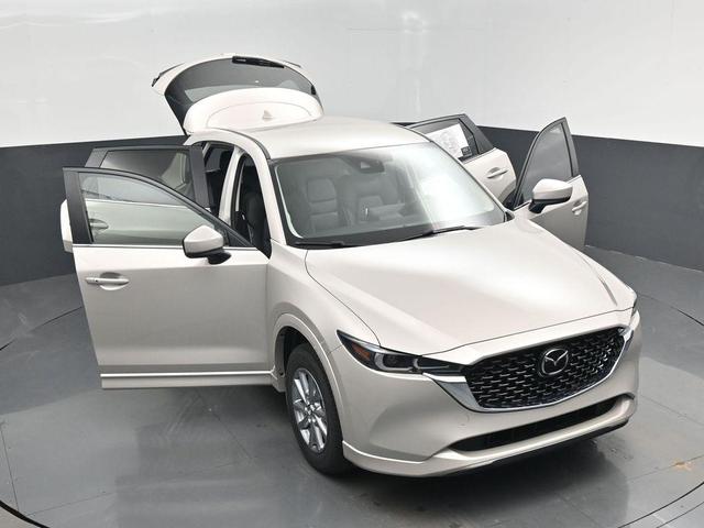 Photo of 2025 Platinum Quartz Metallic Mazda CX-5