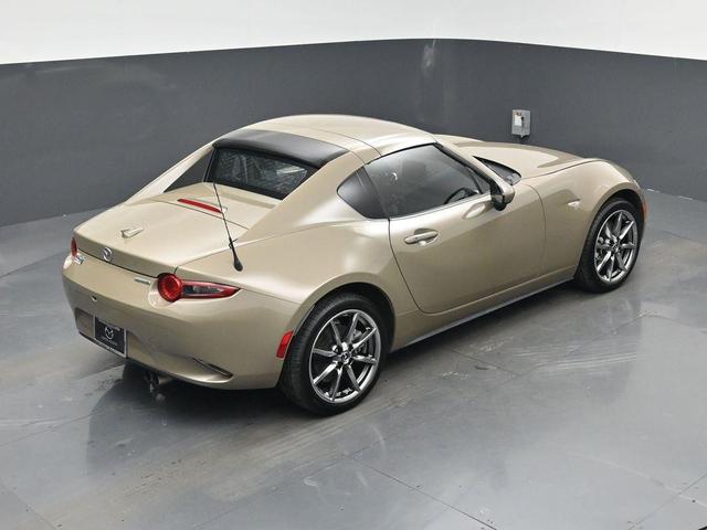 Photo of 2023 Zircon Sand Metallic Mazda MX-5 Miata RF