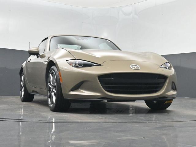 Photo of 2023 Zircon Sand Metallic Mazda MX-5 Miata RF