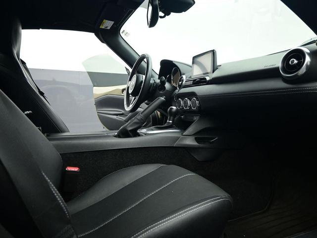 Photo of 2023 Zircon Sand Metallic Mazda MX-5 Miata RF