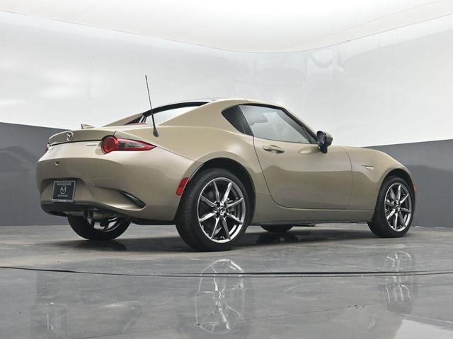 Photo of 2023 Zircon Sand Metallic Mazda MX-5 Miata RF