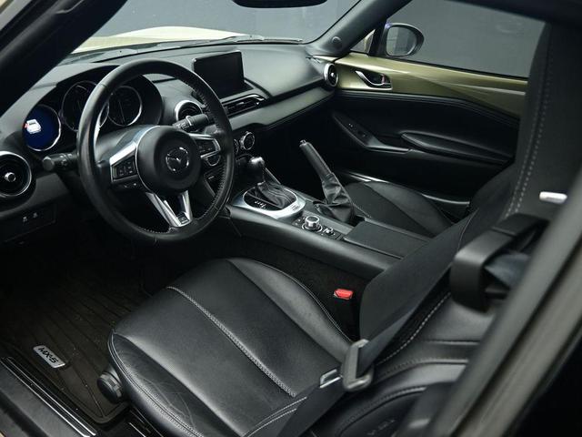 Photo of 2023 Zircon Sand Metallic Mazda MX-5 Miata RF