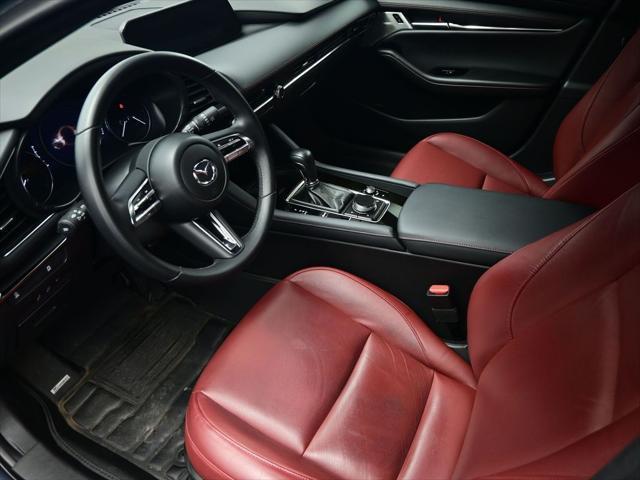 Photo of 2022 Polymetal Gray Metallic Mazda Mazda3