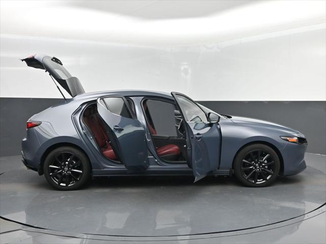 Photo of 2022 Polymetal Gray Metallic Mazda Mazda3