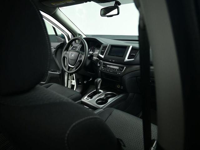 Photo of 2019 White Honda Ridgeline