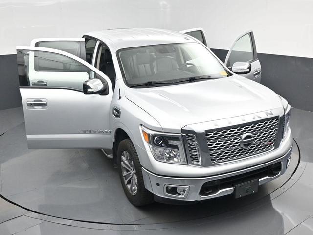 Photo of 2017 Brilliant Silver Nissan Titan