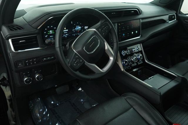 Photo of 2024 Onyx Black GMC Yukon XL