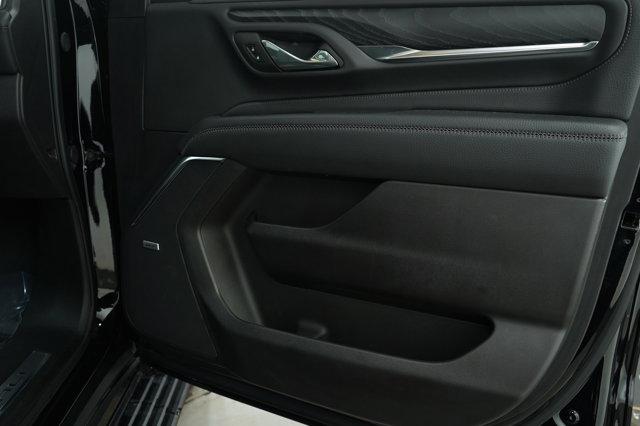 Photo of 2024 Onyx Black GMC Yukon XL
