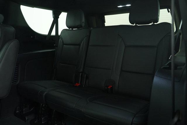 Photo of 2024 Onyx Black GMC Yukon XL