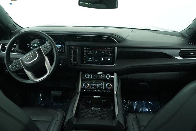 Photo of 2024 Onyx Black GMC Yukon XL