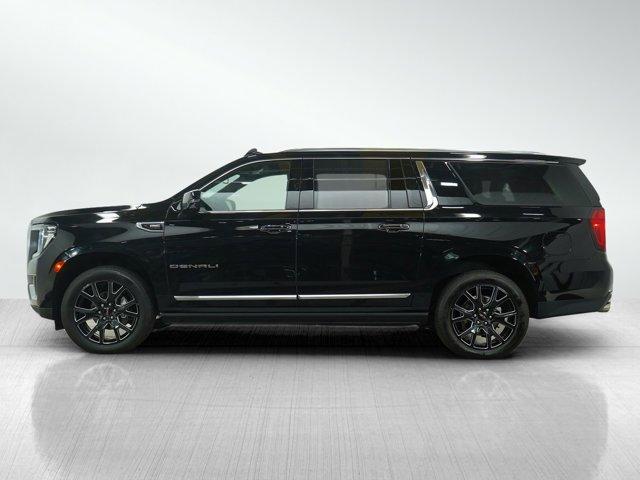 Photo of 2024 Onyx Black GMC Yukon XL