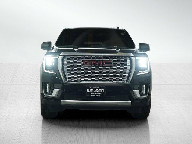 Photo of 2024 Onyx Black GMC Yukon XL
