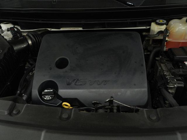 Photo of 2020 Summit White Chevrolet Traverse